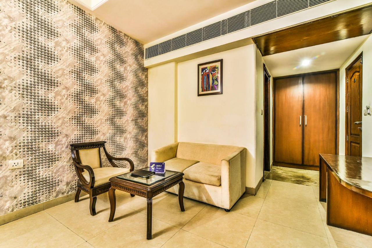 Hotel Alpine Tree New Delhi Buitenkant foto